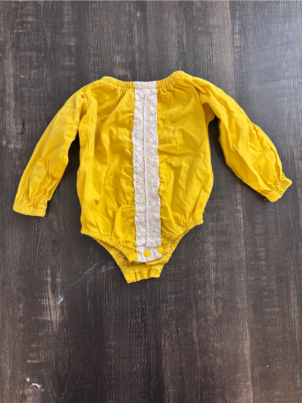 Samgami Baby Girls' Yellow Long-Sleeve Lace-Trim One-Piece Bodysuit